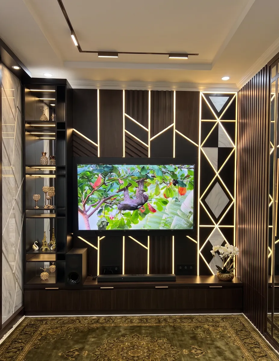 Backdrop TV 02